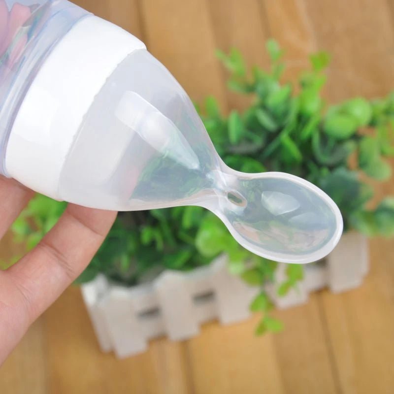 BOUTEILLE A PRESSER AVEC CUILLERE INTEGREE| Nutripress™ - Bébé Calinou