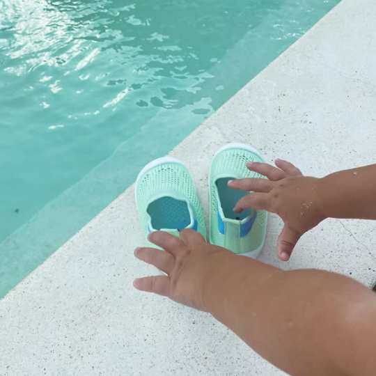 CHAUSSURES BEBE | HappyFoot - Bébé Calinou