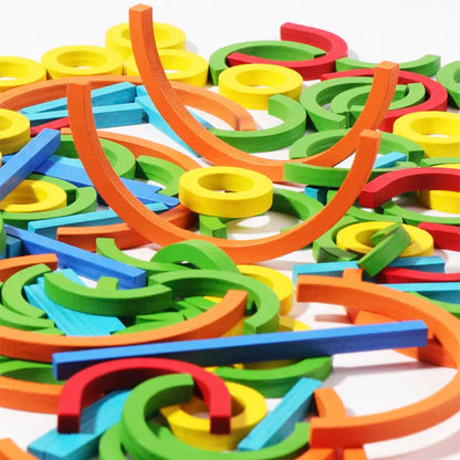 Jeu de construction en bois pour apprendre les formes