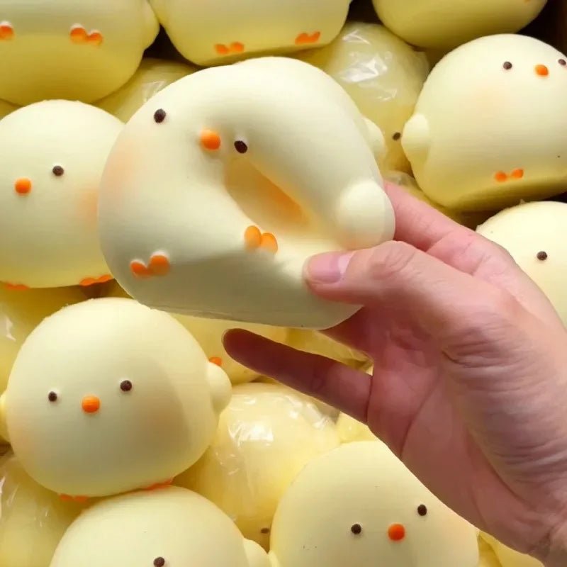 🐔 Poussins Géant Squishy – Le Jouet Antistress qui Fait Craquer Tout le Monde ! - Bébé Calinou