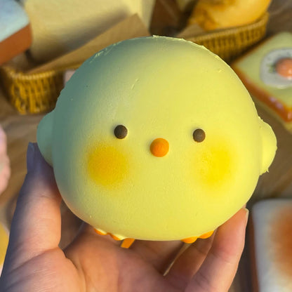 🐔 Poussins Géant Squishy – Le Jouet Antistress qui Fait Craquer Tout le Monde ! - Bébé Calinou