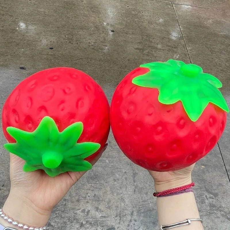 🍓 Squishy Fraise Géante – L'Anti-Stress Ultra Doux qui Rend Accro ! - Bébé Calinou