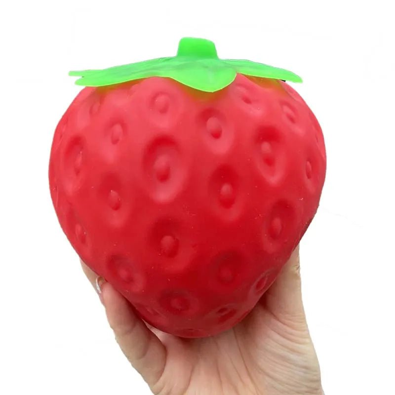 🍓 Squishy Fraise Géante – L'Anti-Stress Ultra Doux qui Rend Accro ! - Bébé Calinou